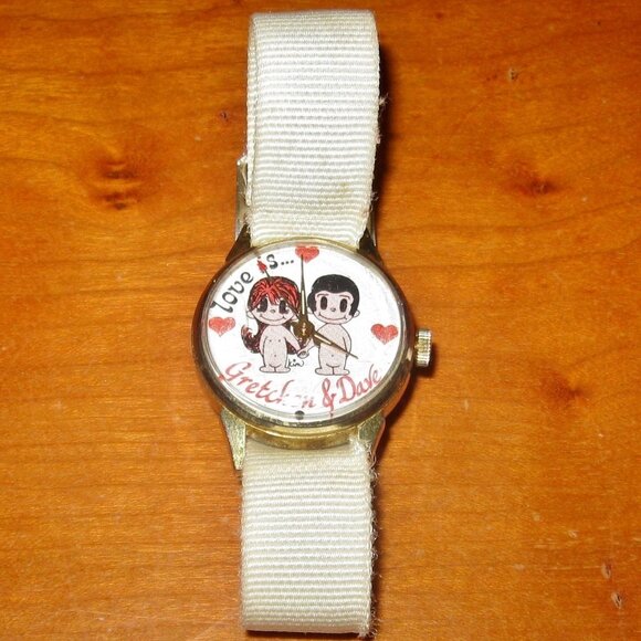 Vintage Love is... Kim Casali Watch Gretchen and Dave Figures White Cloth Strap - Picture 10 of 12